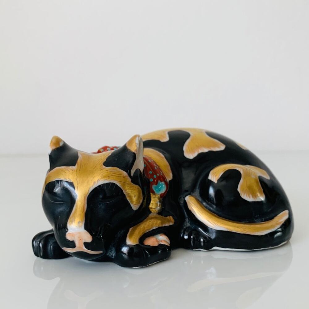 Antique Sleeping Cat Nemuri Neko Kutani Imari Porcelain Cat Japan Gilded